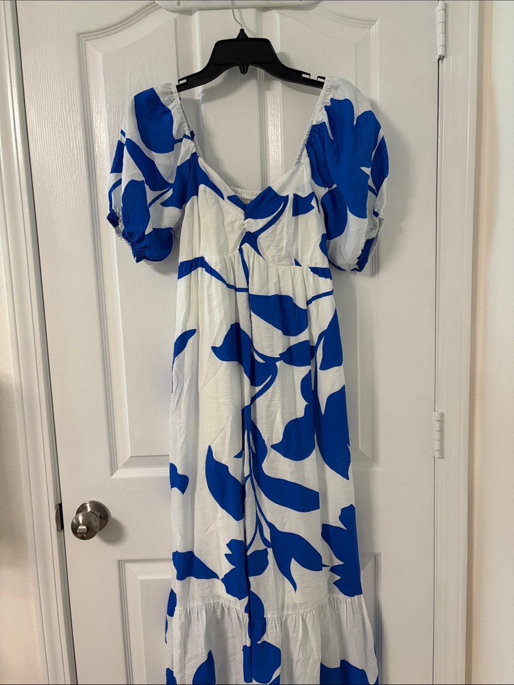 Nine West Blue & White Floral Puff-Sleeve Maxi Dress